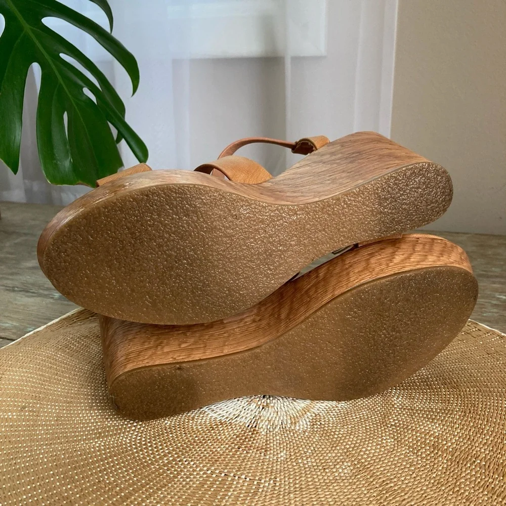 Womens Tan Leather Wedge Sandals - Classic Strappy Platform